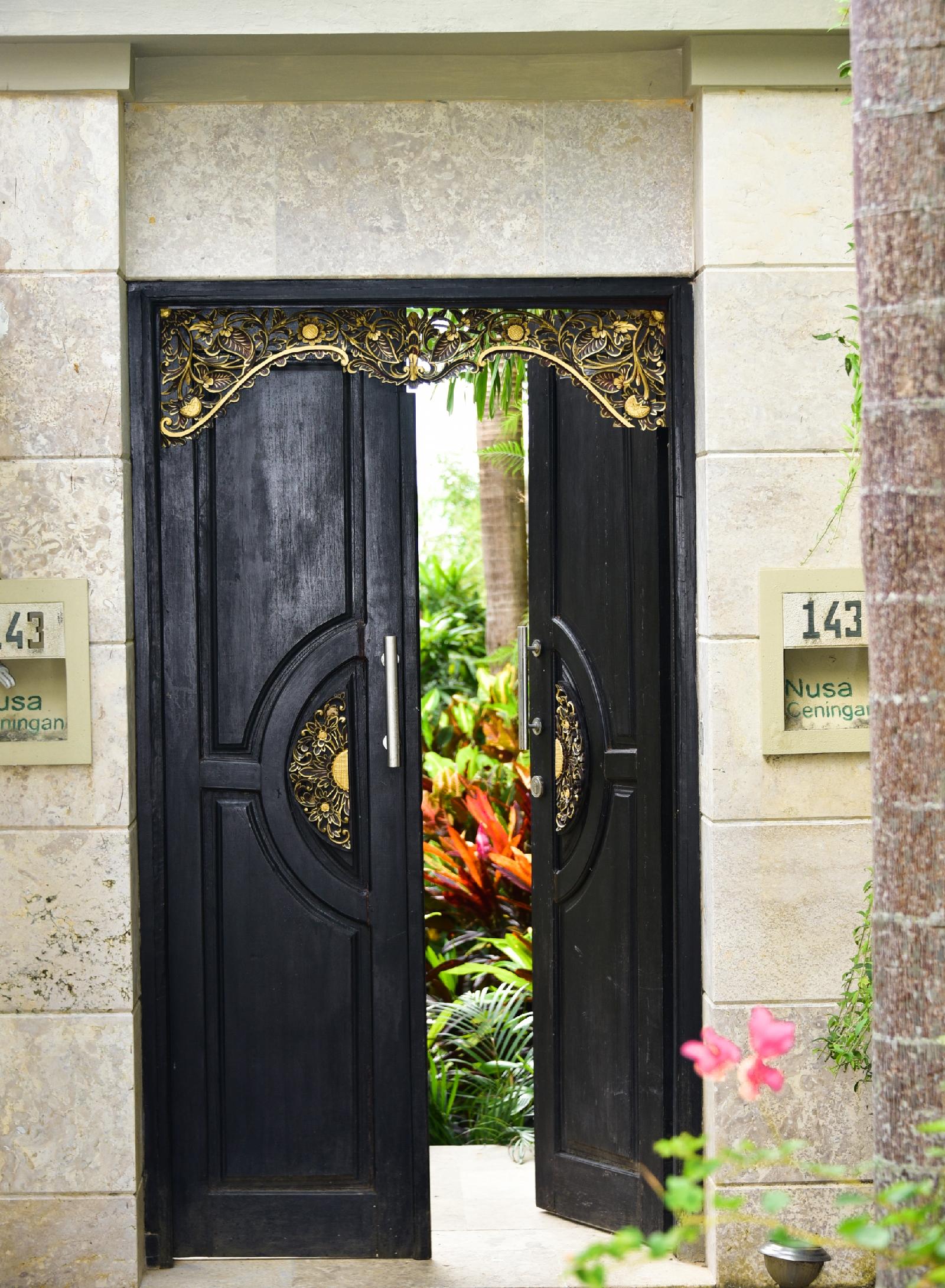 Hillstone Uluwatu Villa — 5-Star Luxury Hotel in Bali, Indonesia