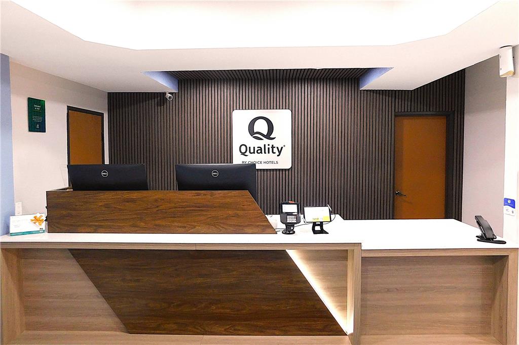 Quality Inn Pontiac - photo 11
