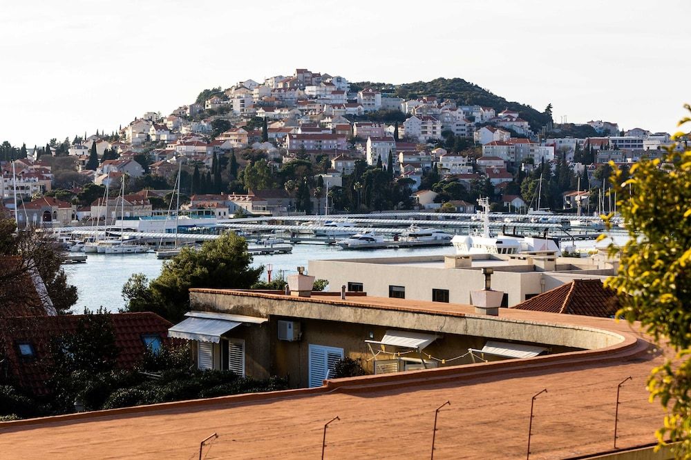 Apartment Zolla Dubrovnik Hot Tub and Free Parking