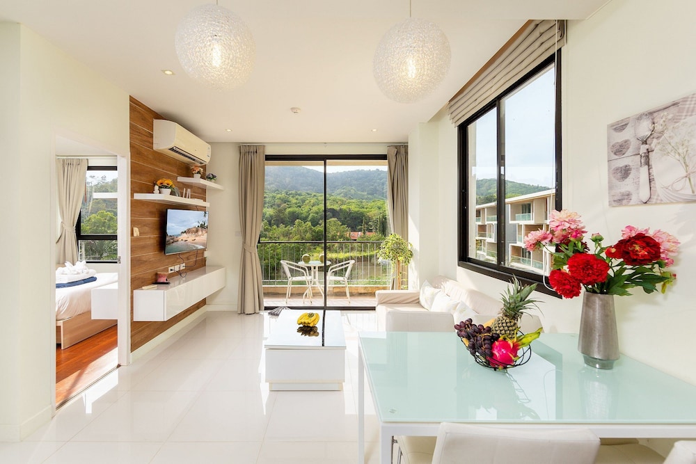 Lago Apartments By Tropiclook — 5-Star Luxury Hotel in Rawai, Thailand