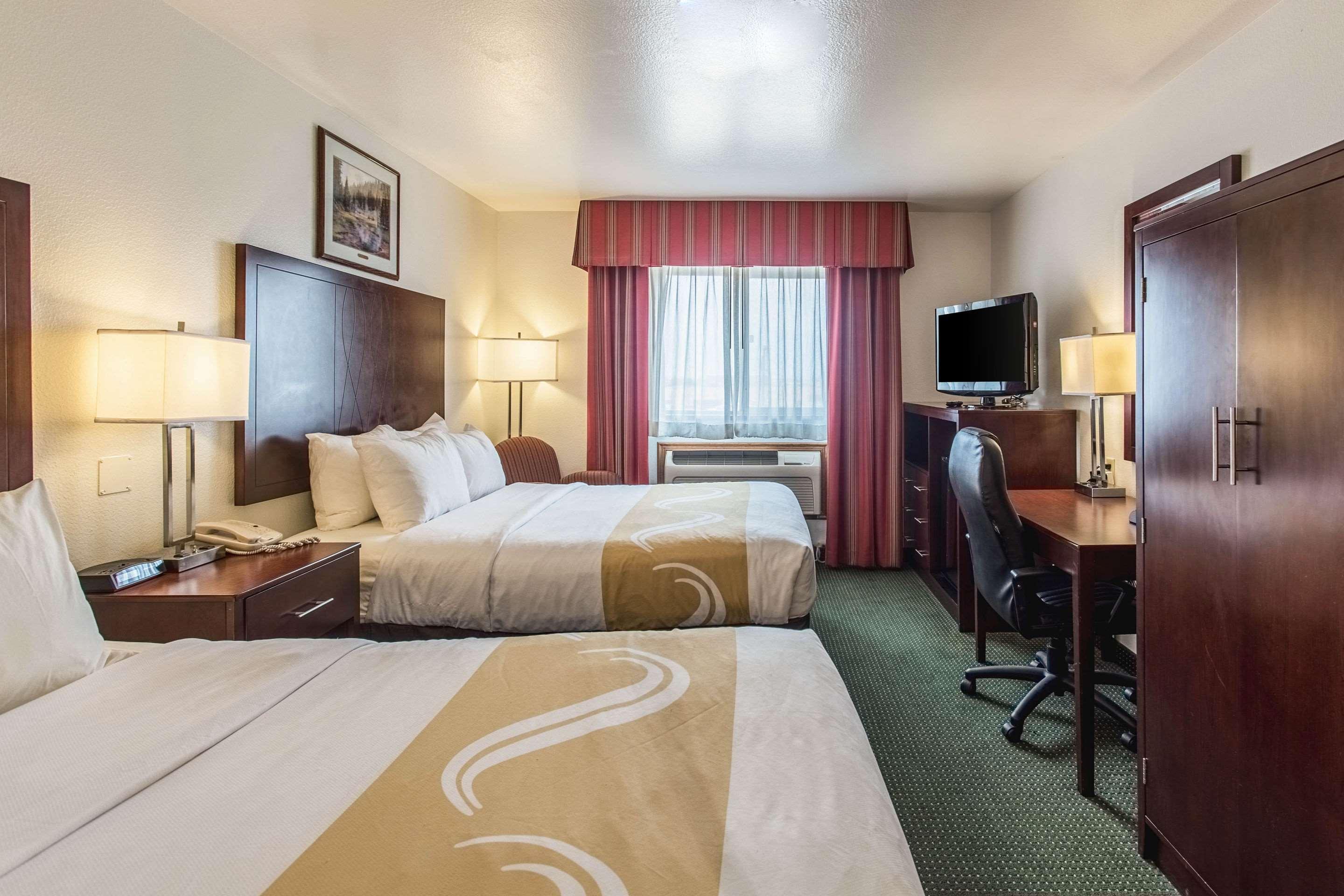 Quality Inn Belgrade Bozeman Yellowstone Airport - photo 4