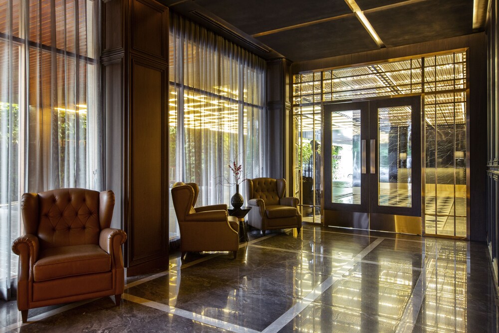 Metropolis Suites Bangkok Tapestry Collection by Hilton photo 3