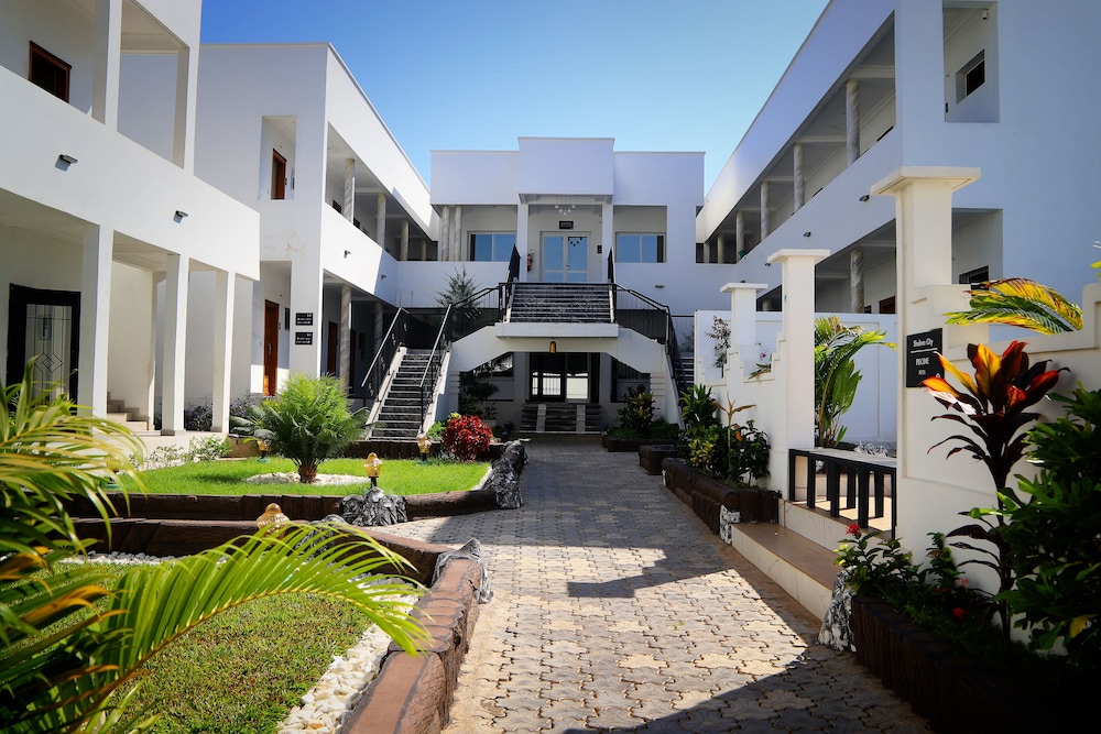 Shalom City Hotel in Garoua, Cameroon