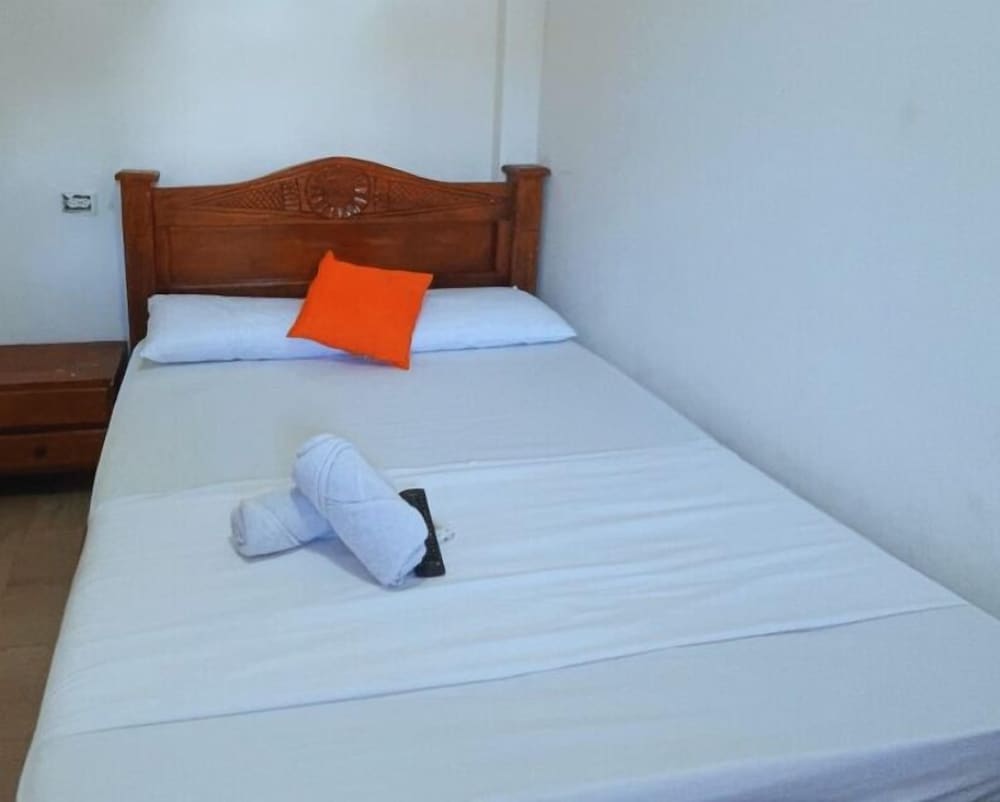 Hotel Colombia Del Golfo — Santiago De Tolu