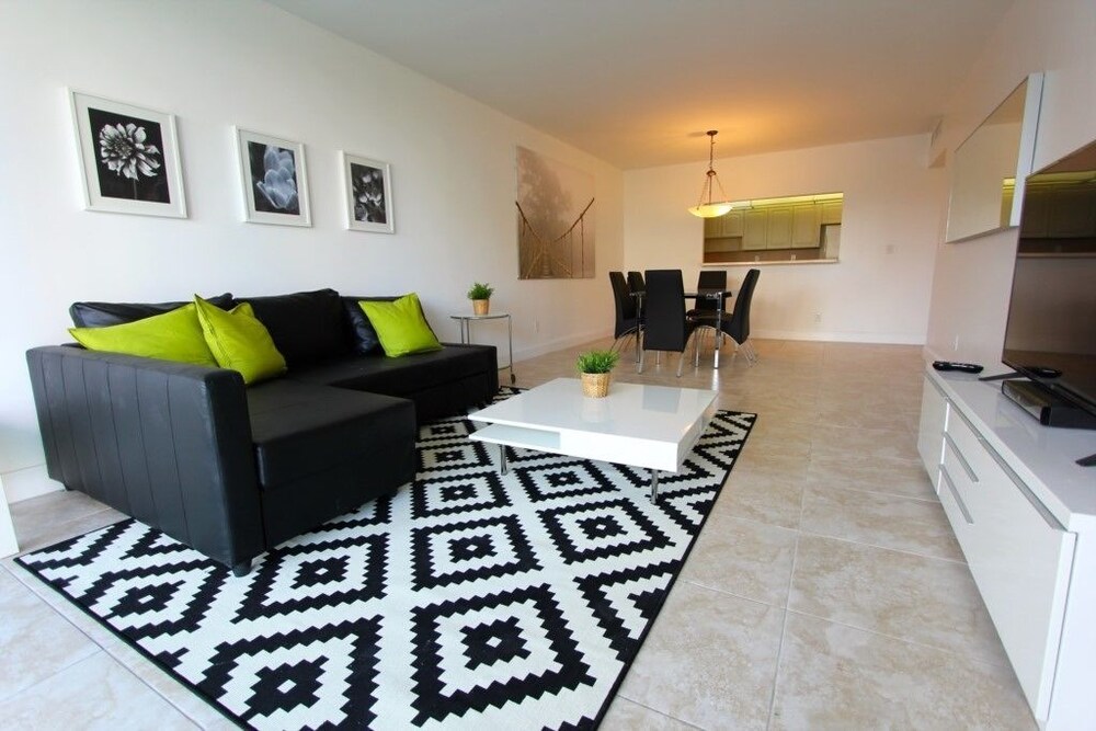 1 Bedroom Park View Apartment Or419 Condo — 4-Star Luxury Hotel in Sunny Isles Beach, United States