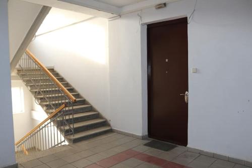 Tsiklauri Luxurious Apartment in the City Centre