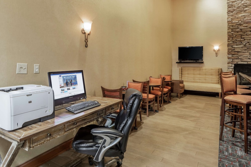 Hampton Inn Helen - photo 34