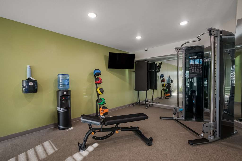 Woodspring Suites Milwaukee Menomonee Falls - photo 42