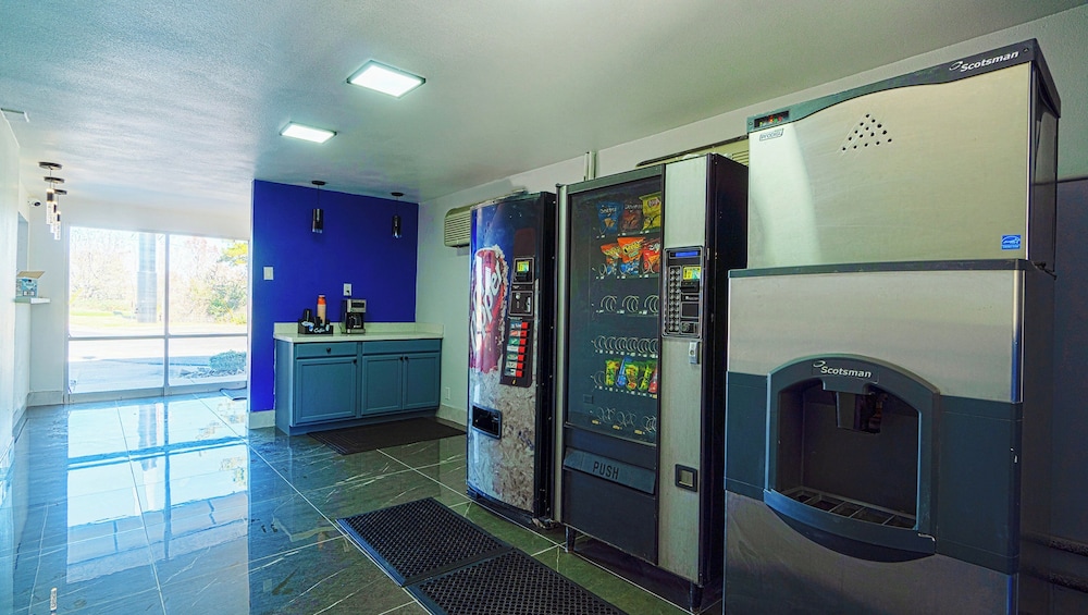 Xpress Inn & Extended Stays - photo 24