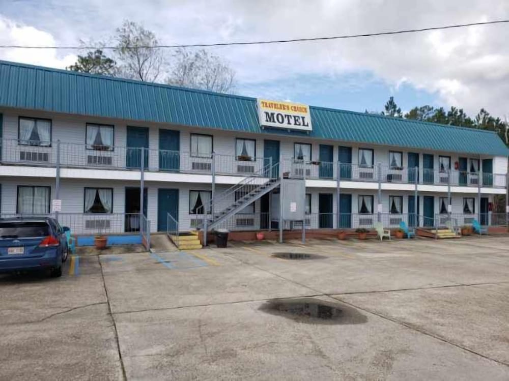 Traveler's Choice Motel - photo 15