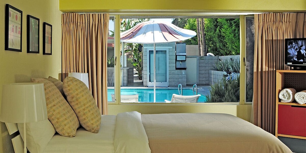 Orbit In 21 and Over a Town and Desert Boutique Hotel - photo 10