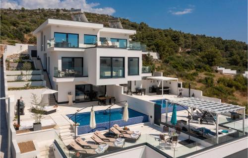 Villa Paradise View — 5-Star Luxury Hotel in Rogoznica, Croatia