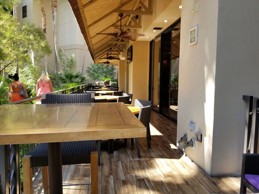 Suites at the Tahiti Village - photo 25