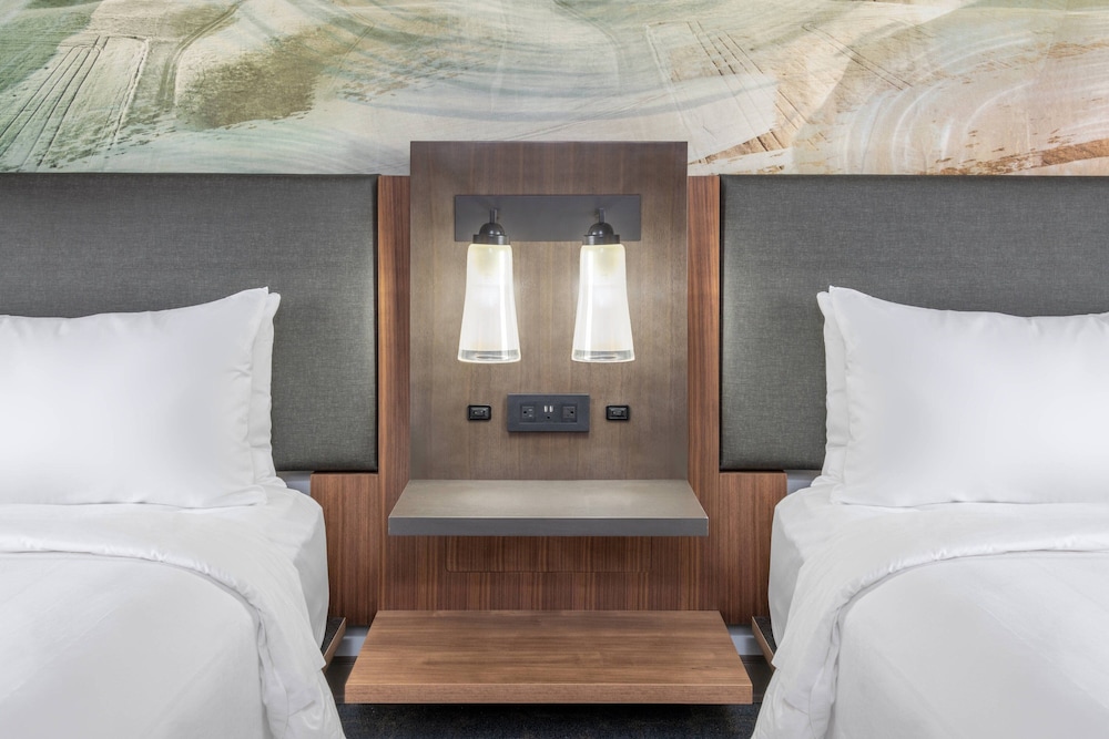 Marriott Madison West - photo 5