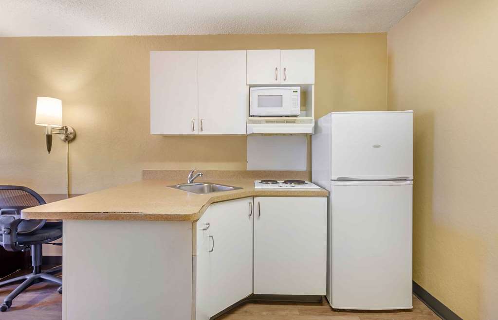 Extended Stay America Select Suites Roanoke Airport - photo 28