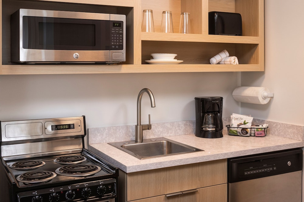 TownePlace Suites by Marriott Chicago Lombard - photo 14