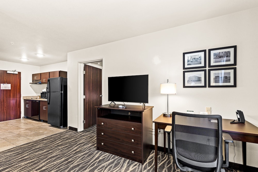 Cobblestone Hotel & Suites Superior Duluth - photo 10