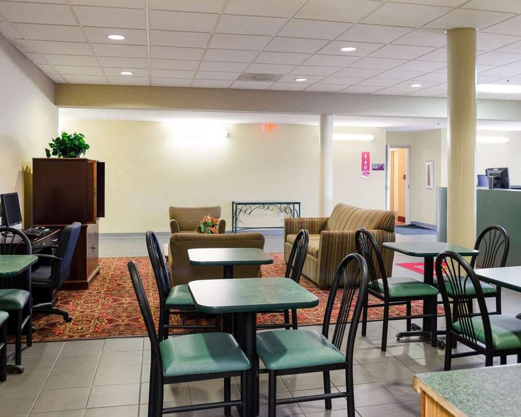 Econo Lodge Yazoo City - photo 34
