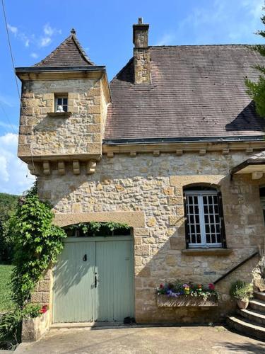 La Perigourdine Et Son SPA in Saint-Cyprien, France