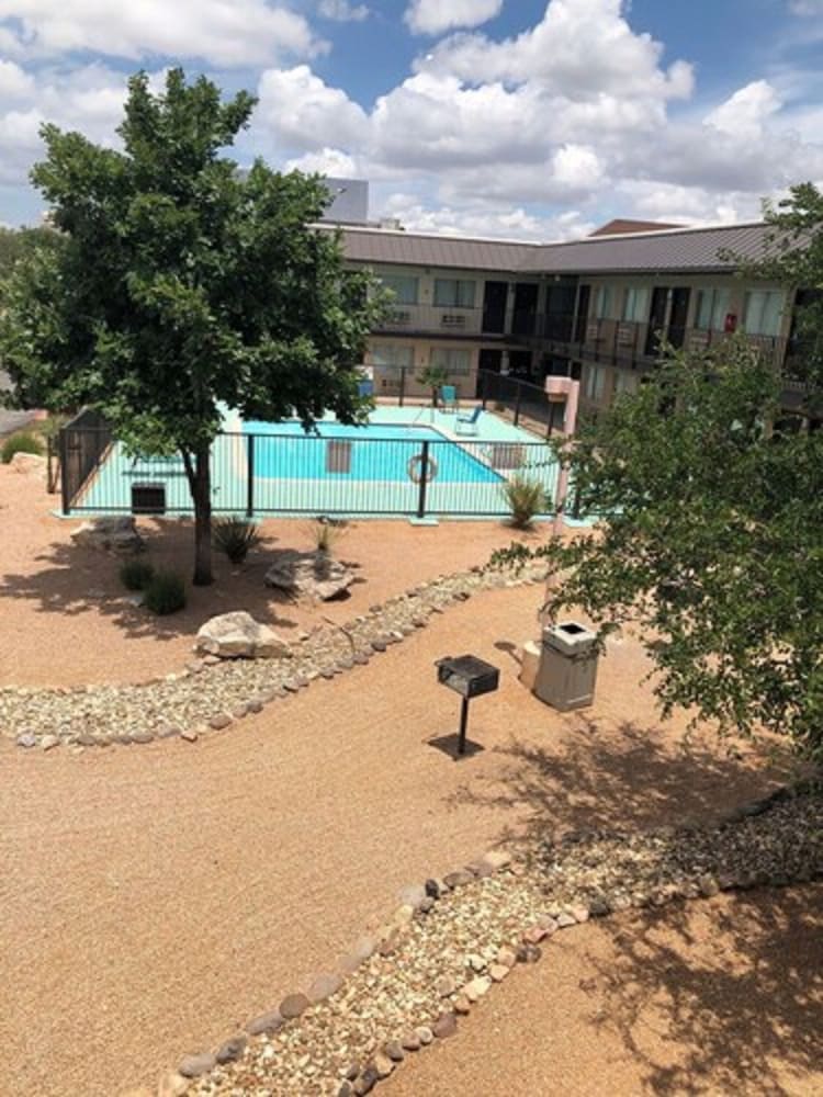 Howard Johnson by Wyndham Odessa TX - photo 33
