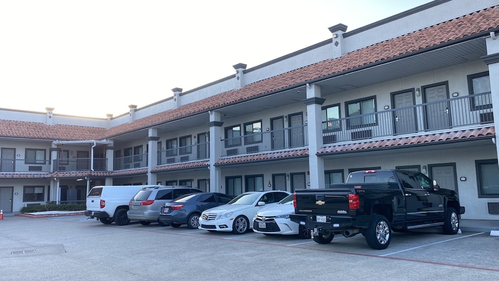 Island Suites - photo 54