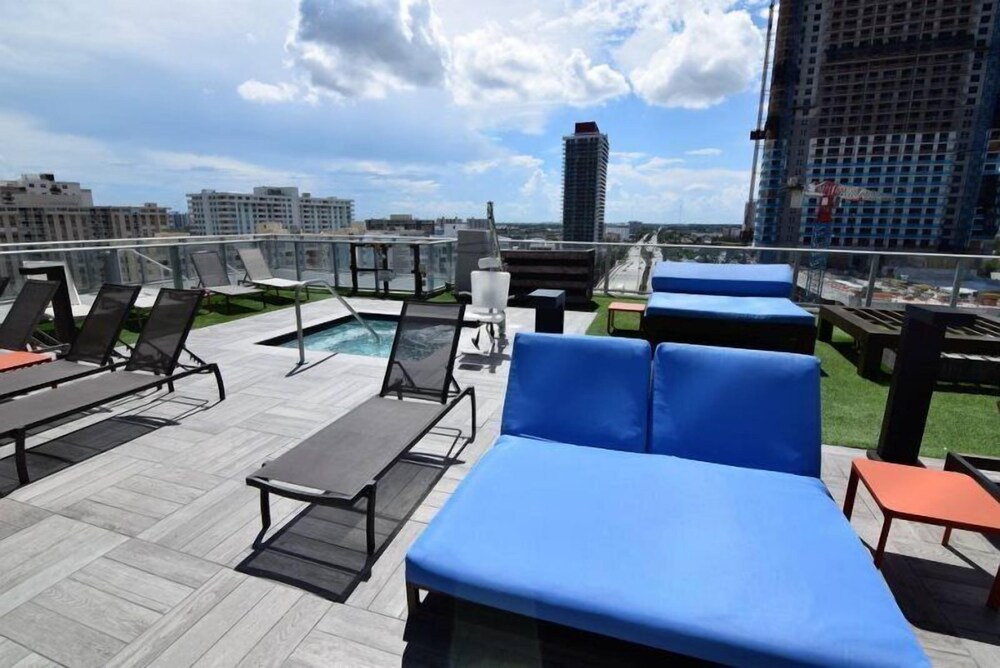 Oceanfront & Bay View 2 Bed 2 Bath @ Hyde Beach Resort - photo 58