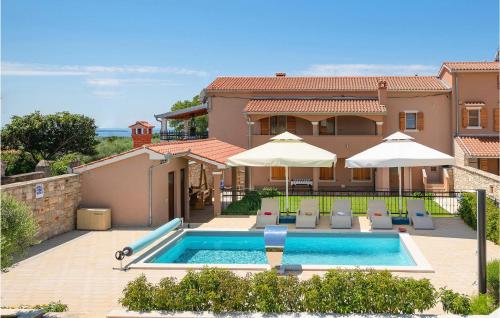 Beautiful Apartment In Hr 52215 Vodnjan — 4-Star Luxury Hotel in Vodnjan, Croatia