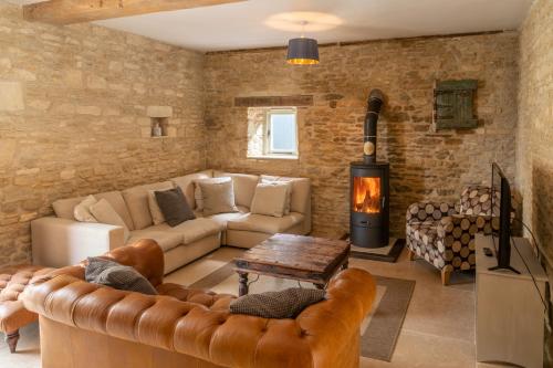 Middle Barn - carbon neutral hotel in Thornbury