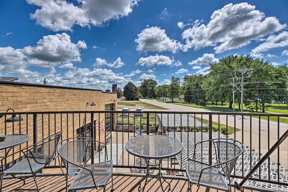 Downtown Yankton Apartment With Patio And River View 17920870 — Yankton