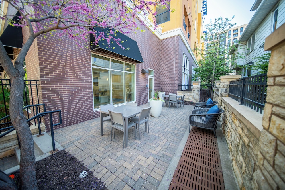 Homewood Suites by Hilton Rochester Mayo Clinic Area Saint Marys - photo 22