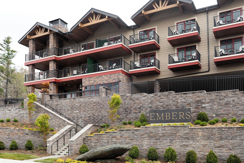 The Embers Hotel - photo 114