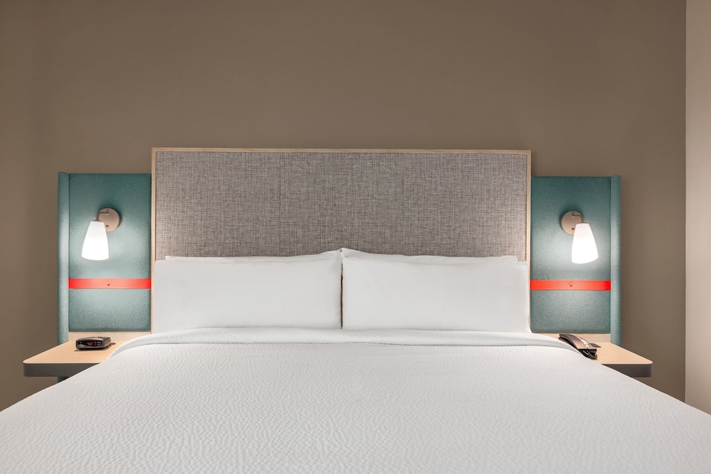 avid hotel Memphis Southaven by IHG - photo 16