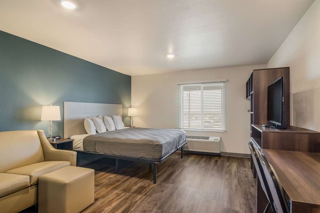 WoodSpring Suites Broomfield Westminster - photo 8