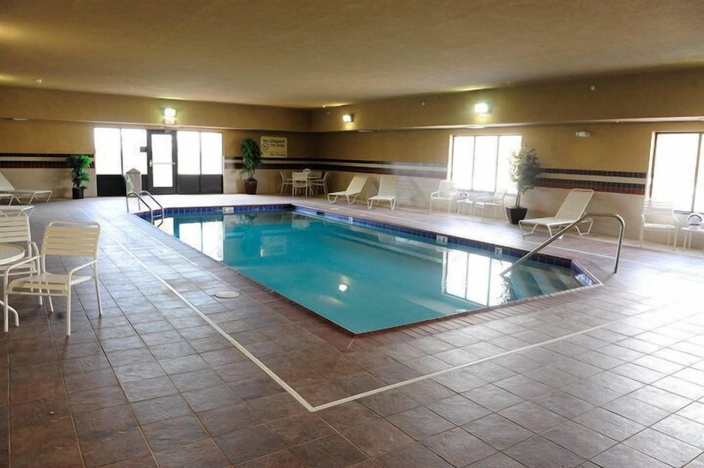 Hampton Inn & Suites Craig - photo 21