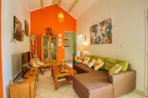 Villa au calme avec piscine MQSA27 — 4-Star Luxury Hotel in Sainte-Anne-Sur-Brivet, Martinique
