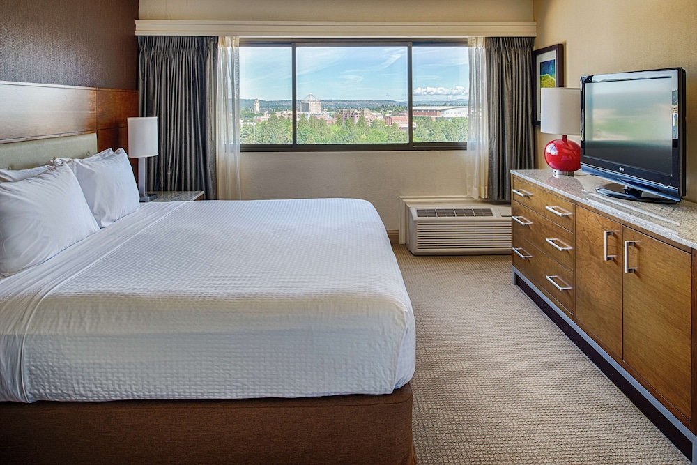 DoubleTree by Hilton Spokane City Center - photo 5