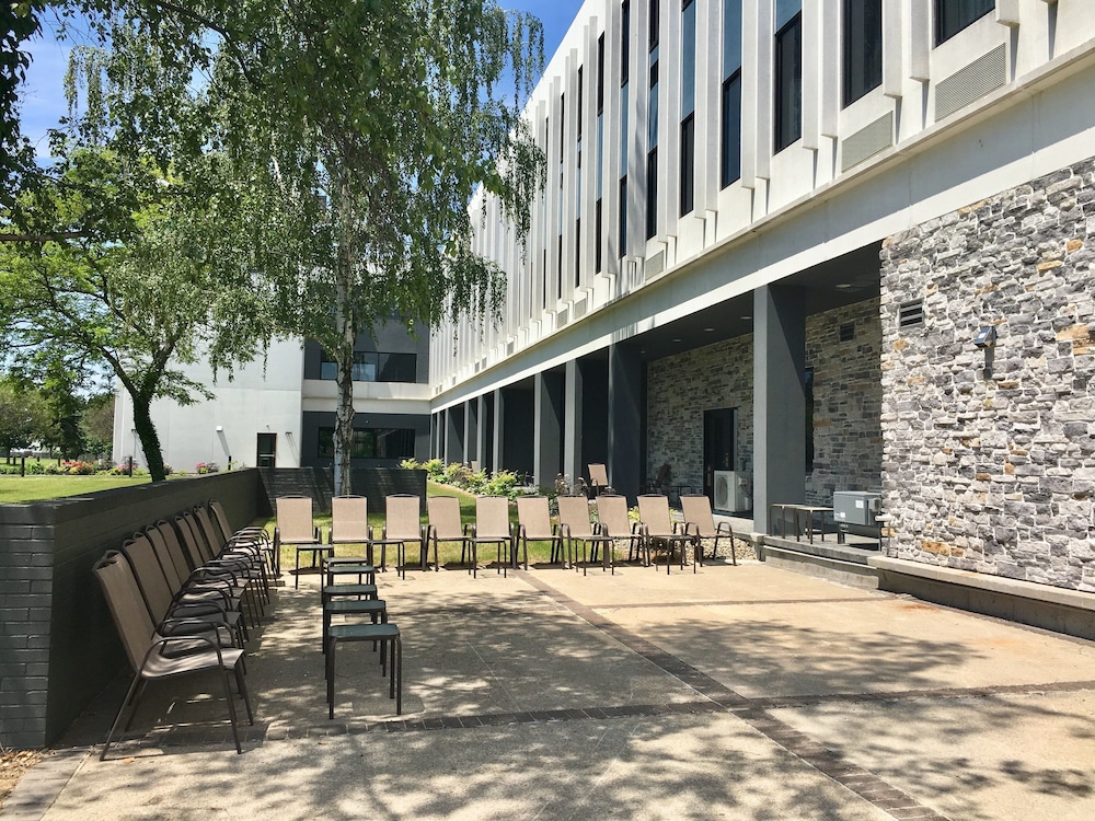 Holiday Inn Express Grand Island Niagara Falls by IHG - photo 57