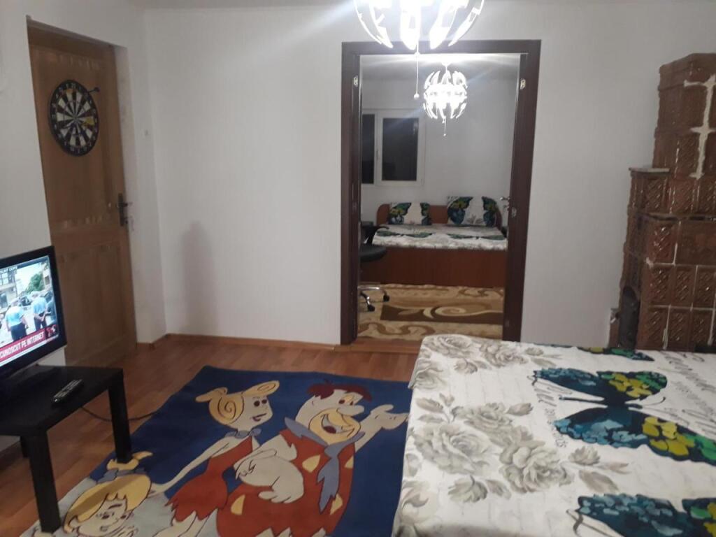 Tobyta Nu Primesc Santieristi Si Petrecareti - carbon neutral hotel in Bucharest