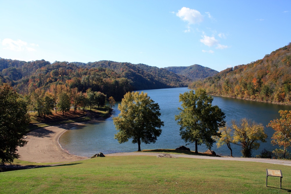 Buckhorn Lake State Resort Park - photo 38