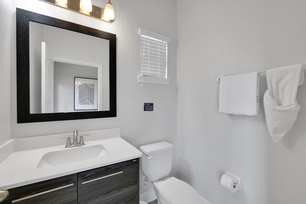 Balmoral Resort 166kb 4 Bedroom Home by RedAwning - photo 19