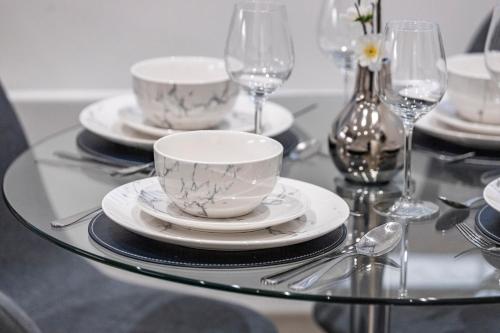 Welcoming and Spacious Apartment Excellent Location — 4-Star Luxury Hotel in London, United Kingdom