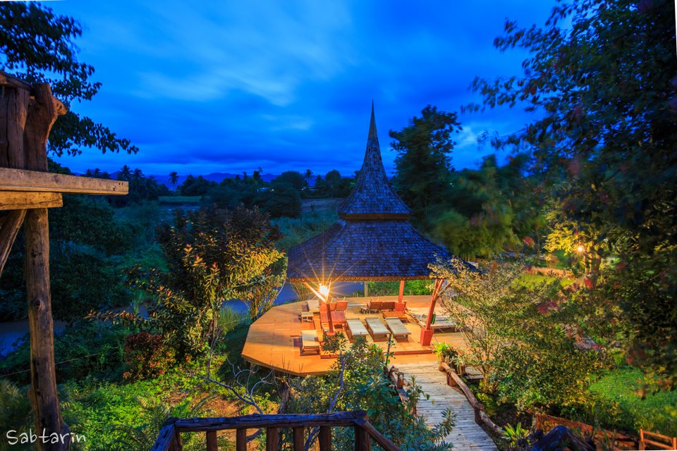 Blue Mist Resort - carbon neutral hotel in Tak