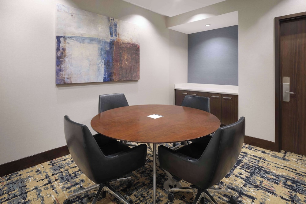 Homewood Suites by Hilton Denver Downtown Convention Center - photo 33