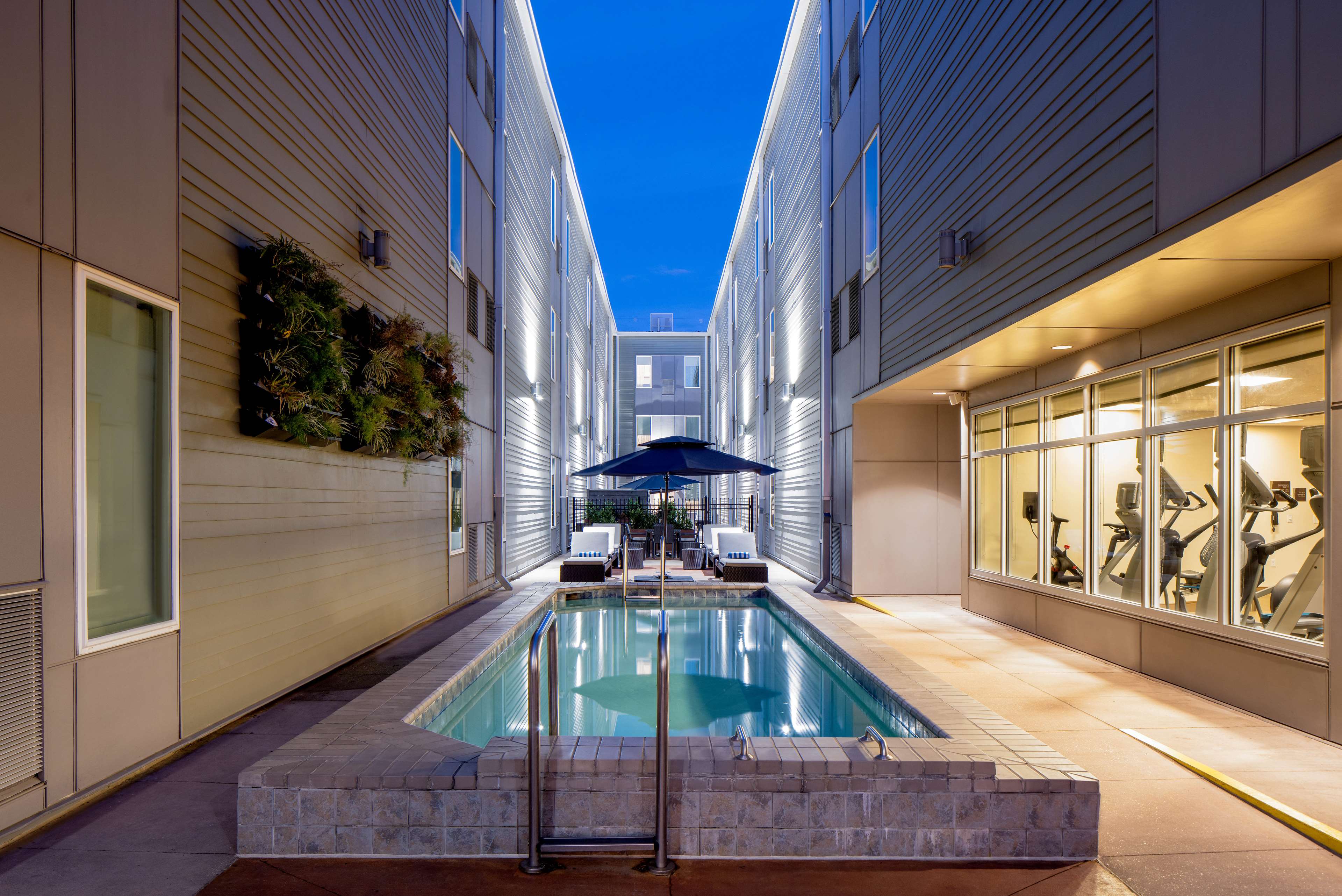 Homewood Suites by Hilton New Orleans French Quarter - photo 10