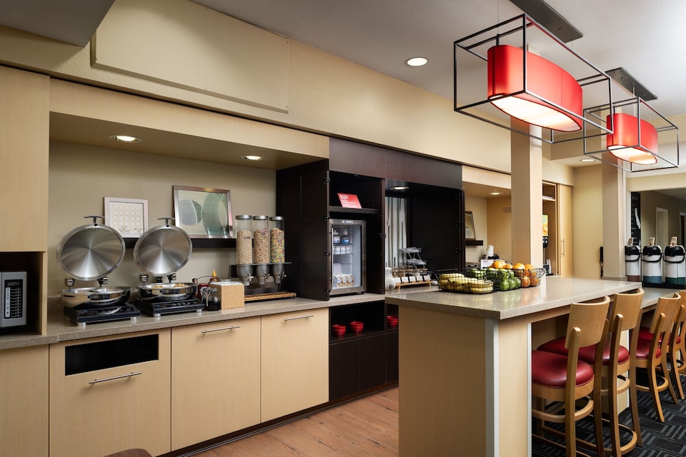 TownePlace Suites by Marriott San Jose Cupertino - photo 17