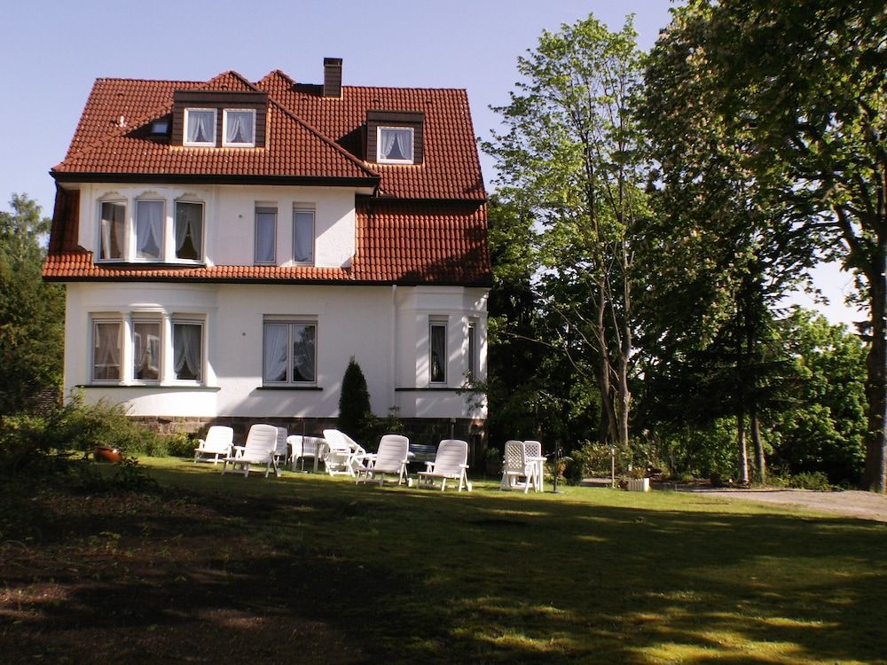 Thermen Hotel Pension Villa Holstein in Bad Salzuflen, Germany