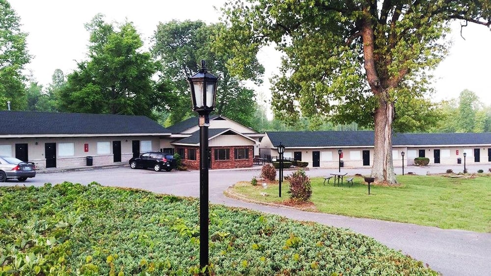 Kentucky Lake Inn - photo 19