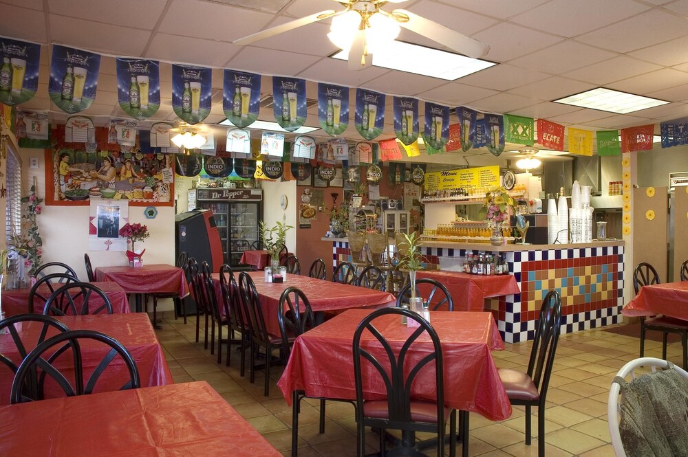 Hotel O Grand Inn Channelview I 10 - photo 15