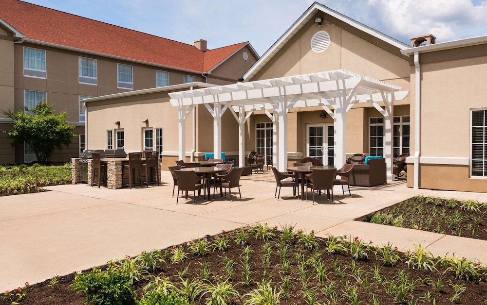 Homewood Suites by Hilton St. Louis Riverport Airport West - photo 2