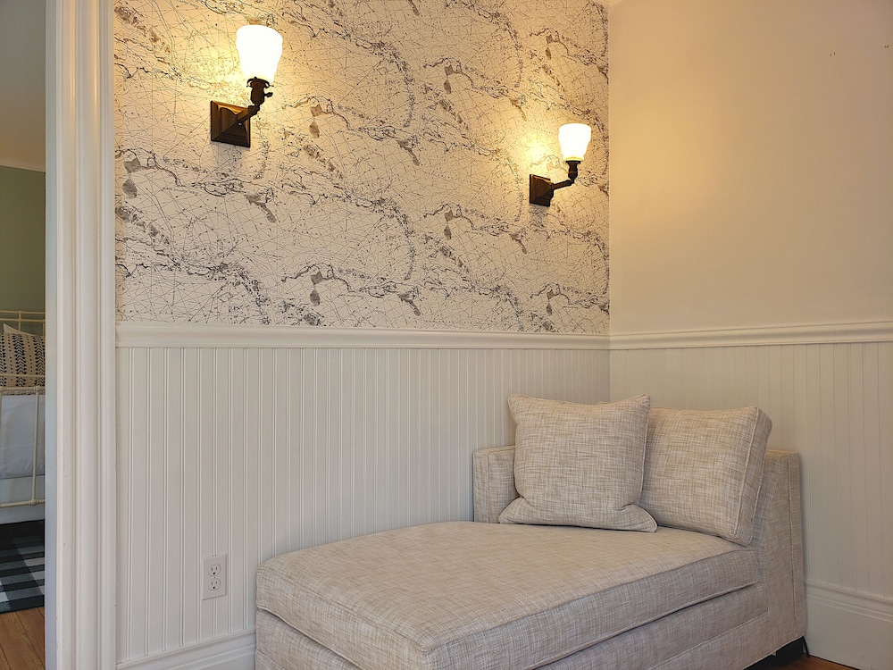 Sand Bar Cottage Inn - photo 16